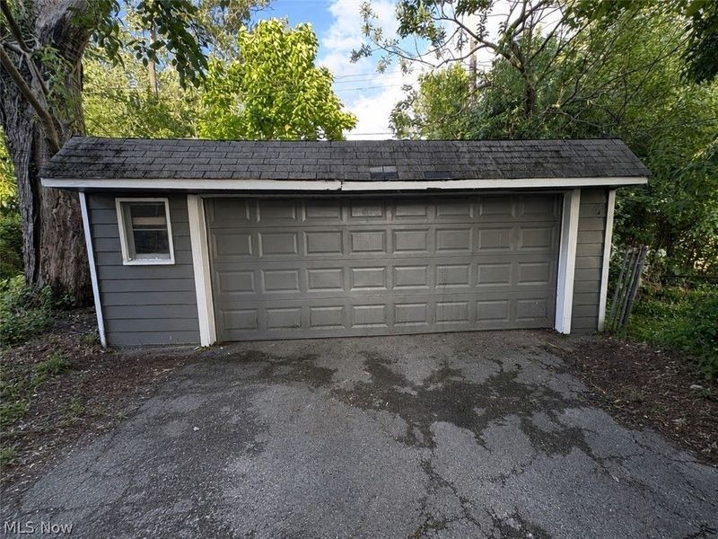 3333 E 146th Street, Cleveland, OH 44120 Photo 3