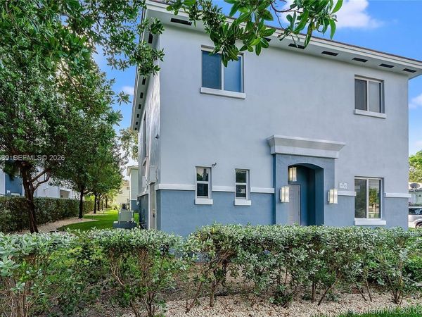 2732 SW 26 St, Unit 2732, Miami, FL 33133