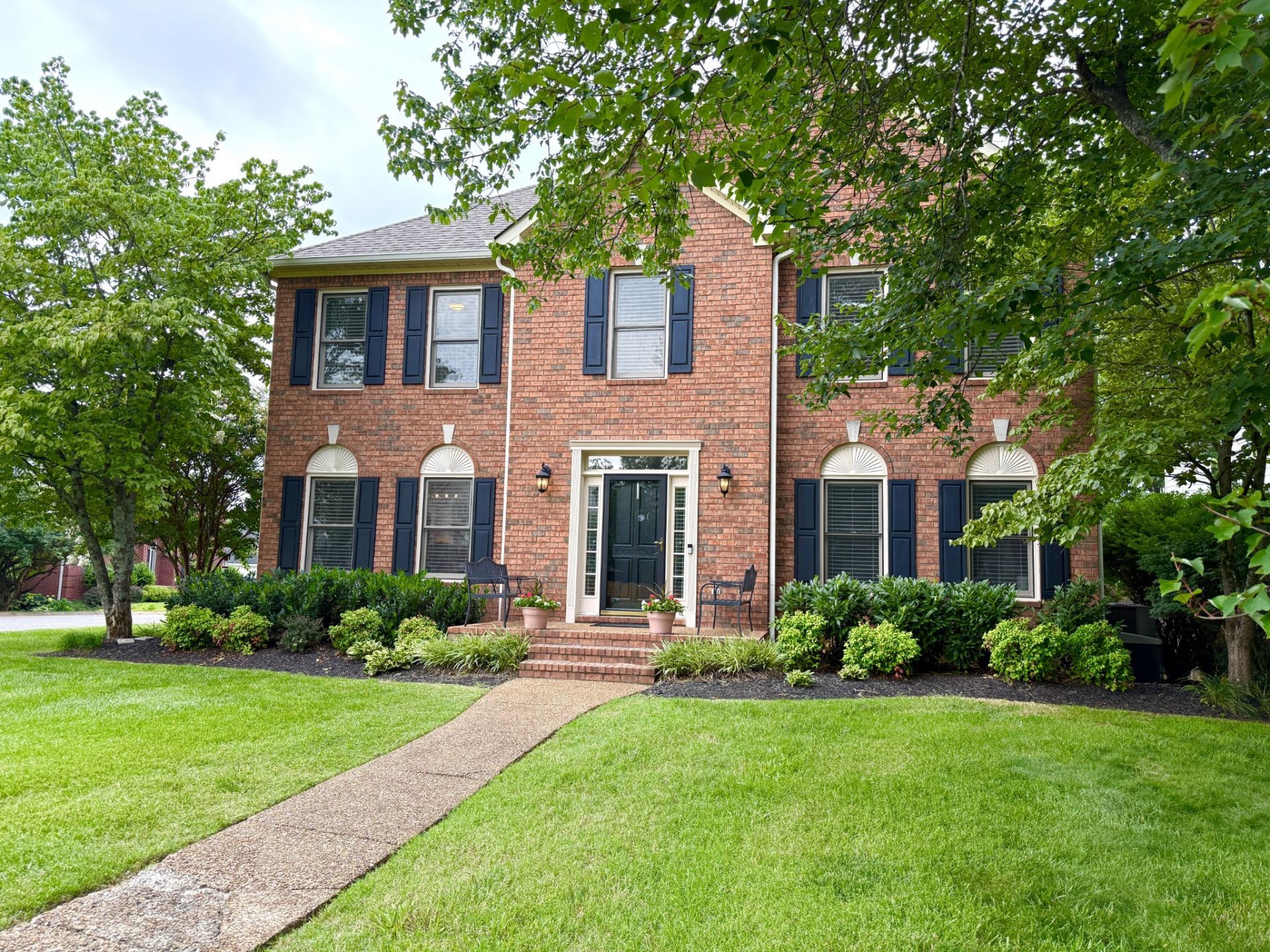 417 Ridgestone Dr, Franklin, TN 37064 Main Photo