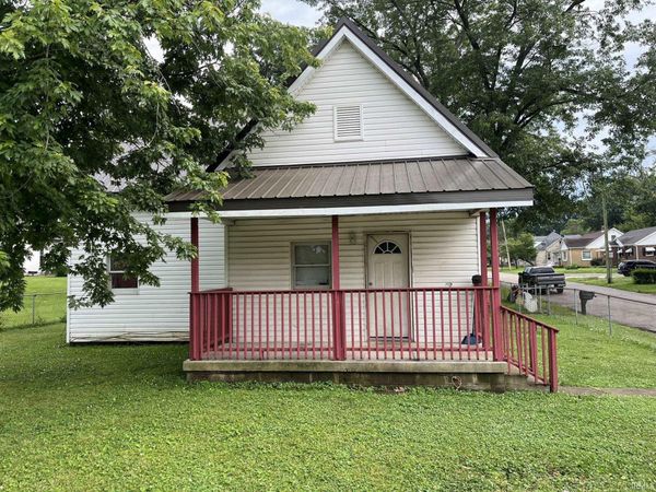 806 NW 1st Street, Washington, IN 47501
