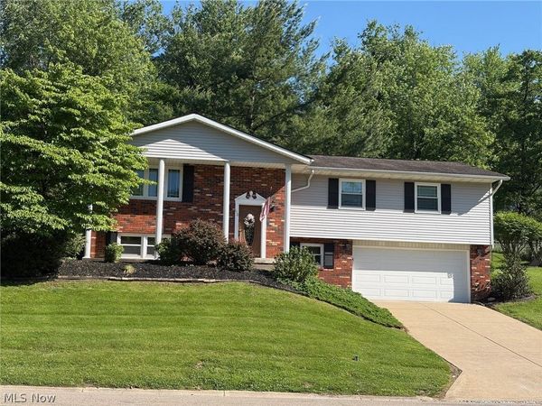 110 WINDERMERE, St Clairsville, OH 43950