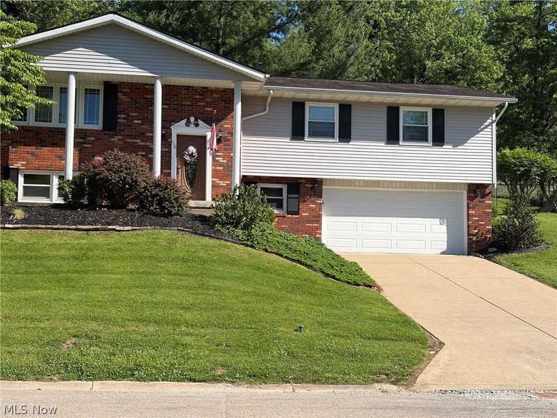110 WINDERMERE, Saint Clairsville, OH 43950 Photo 2