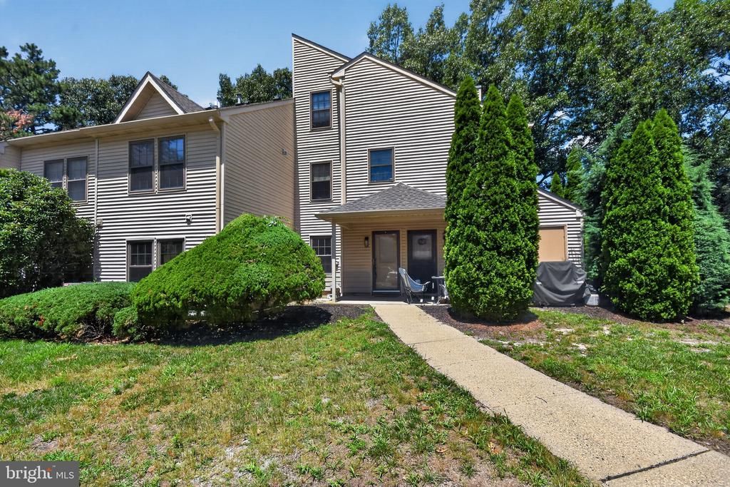 310 Owls Nest Court, Jackson, NJ 08527 Main Photo