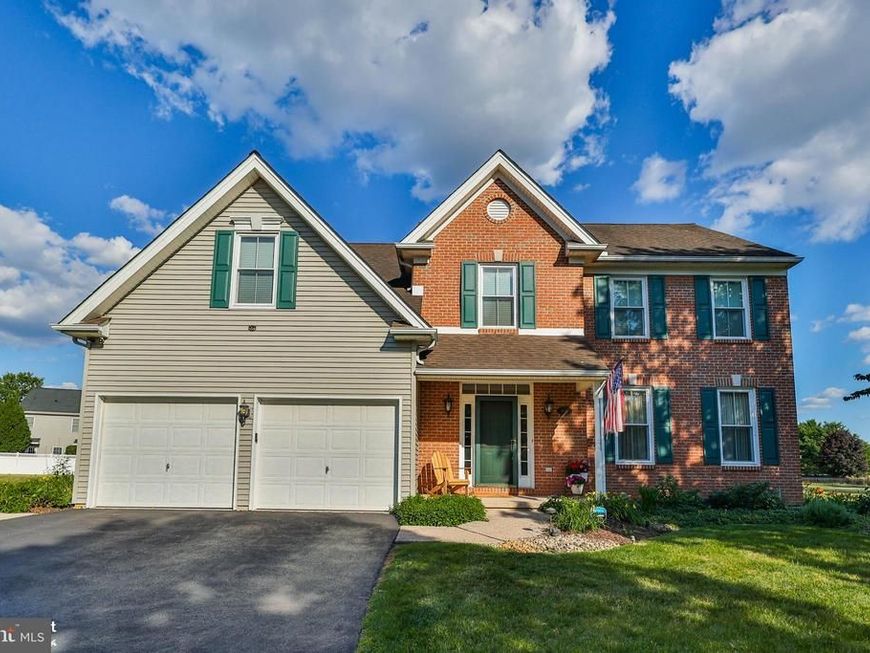 4826 Somerset Lane , Macungie, PA 18062 Main Photo