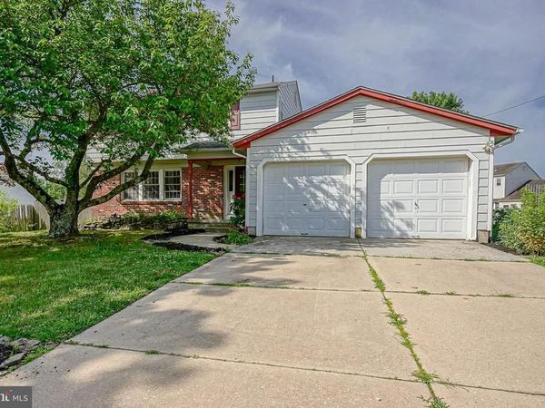 152 KELLY DRIVER ROAD, LAUREL SPRINGS, NJ 08021