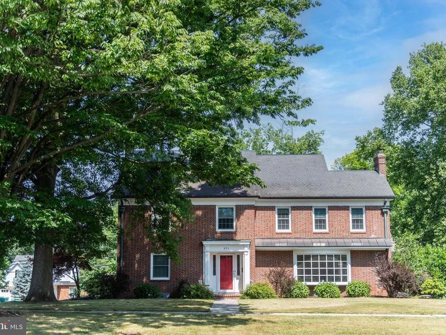 371 Elm Avenue, Hershey, PA 17033 Main Photo