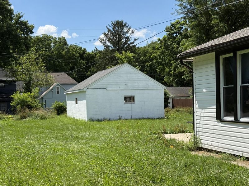 1019 Wayne, Springfield, OH 45503 Photo 4