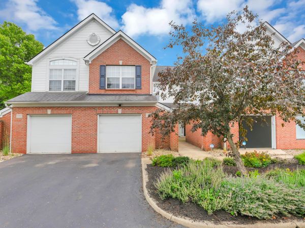 5785 Albany Green, Westerville, OH 43081
