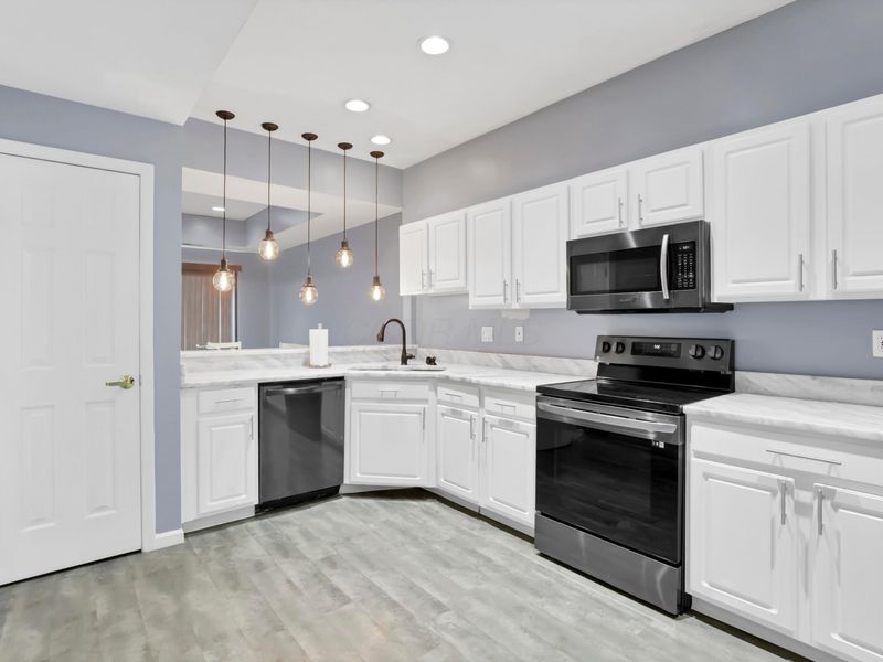 5785 Albany Green, Westerville, OH 43081 Photo 10