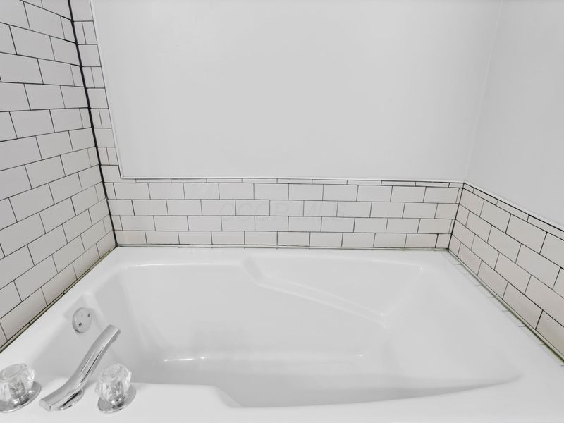 5785 Albany Green, Westerville, OH 43081 Photo 23