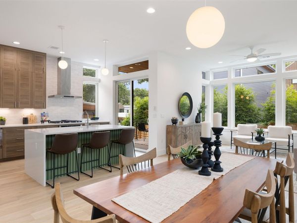 900 S 2nd ST, Unit 21, Austin, TX 78704