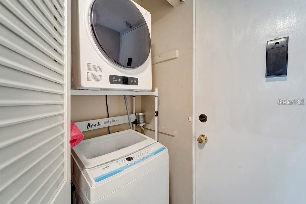2763 Woodgate Lane , Unit 211, Sarasota, FL 34231 Photo