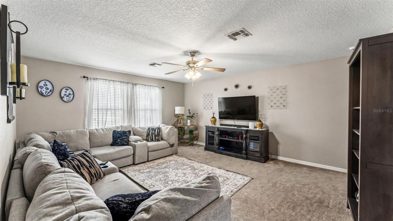 1358 Windward Oaks Loop , Auburndale, FL 33823 Photo