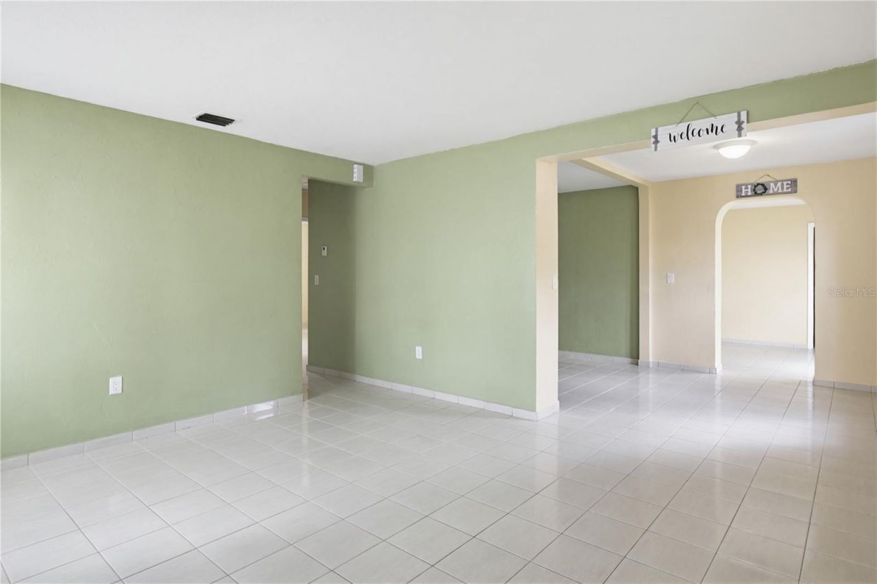 6342 SW 39th Terrace , Miami, FL 33155 Photo