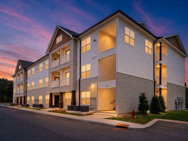 6411 Charlotte Road Cir, Unit 105, Nashville, TN 37209