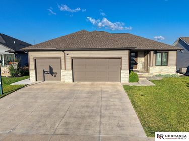 9746 S 79Th Street, Lincoln, NE 68516