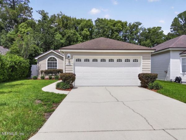 2778 LANTANA LAKES Drive W, Jacksonville, FL 32246
