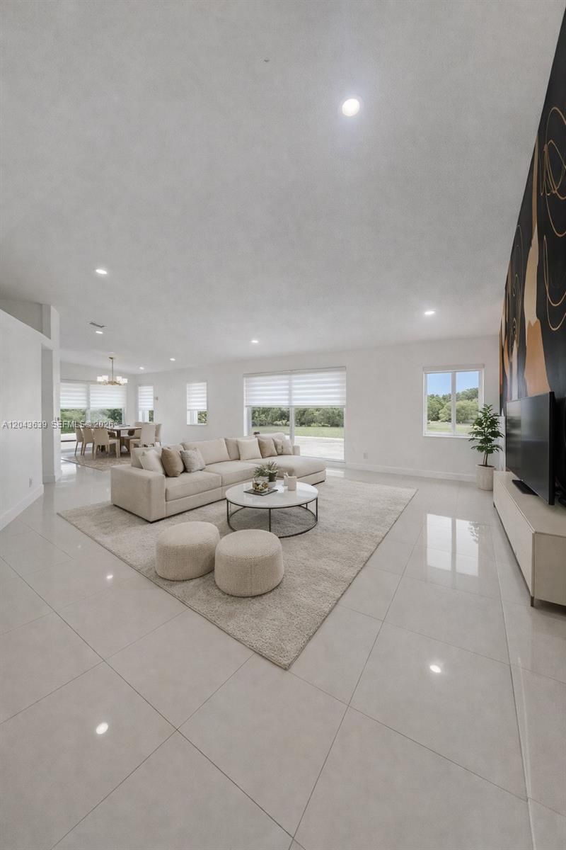 19227 NW 22nd St , Pembroke Pines, FL 33029 Photo