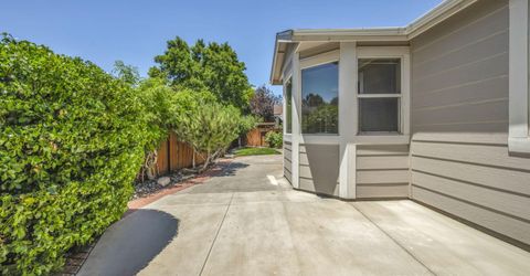 1800 Bougainvillea Drive, Minden, NV 89423 Photo