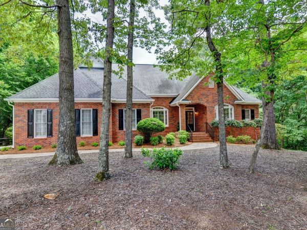 3515 Woodbury Creek Drive, Cumming, GA 30041