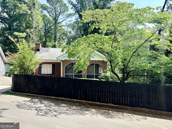 2 Lindberg Drive NE, Rome, GA 30161