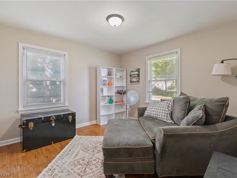 209 Grove Avenue, Cuyahoga Falls, OH 44221 Photo 11