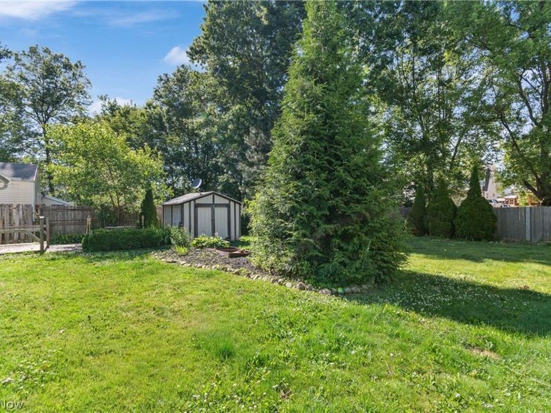 209 Grove Avenue, Cuyahoga Falls, OH 44221 Photo 23