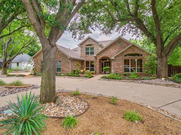 102 Sunday Haus Lane, Highland Village, TX 75077