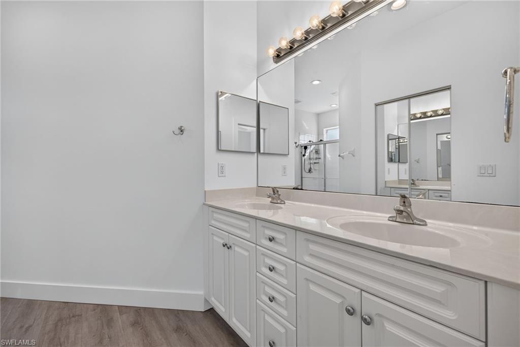 25058 Peacock Ln, Unit 202, Naples, FL 34114 Photo