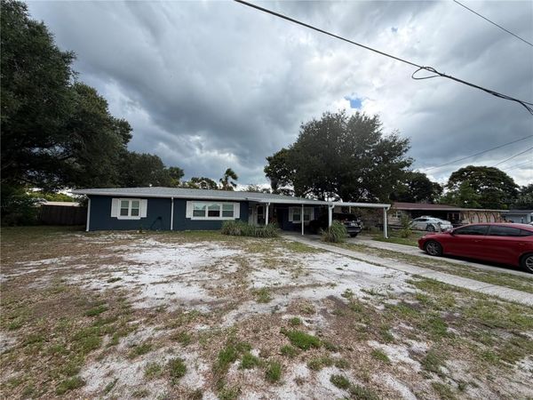 105 LAKE SEARS DRIVE , WINTER HAVEN, FL 33880
