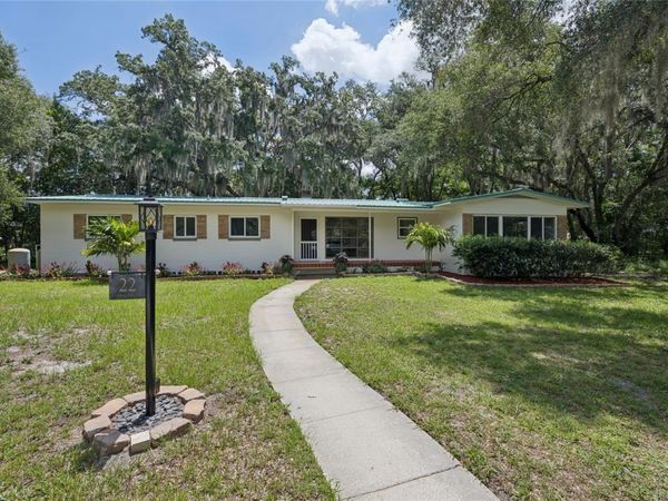 22 POINSETTIA DRIVE , DELAND, FL 32724