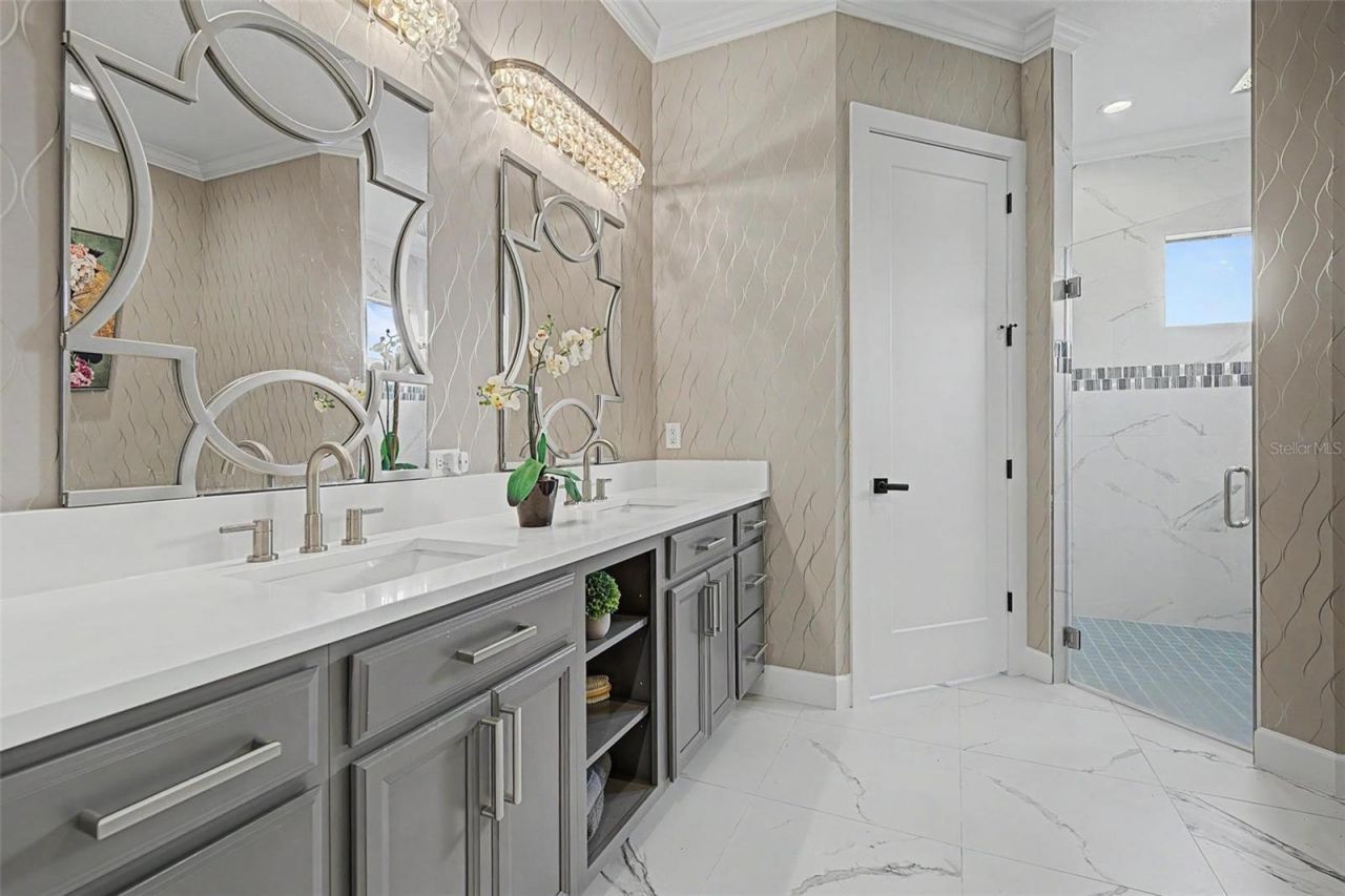 218 Hawk Talon Drive, Lithia, FL 33547 Photo