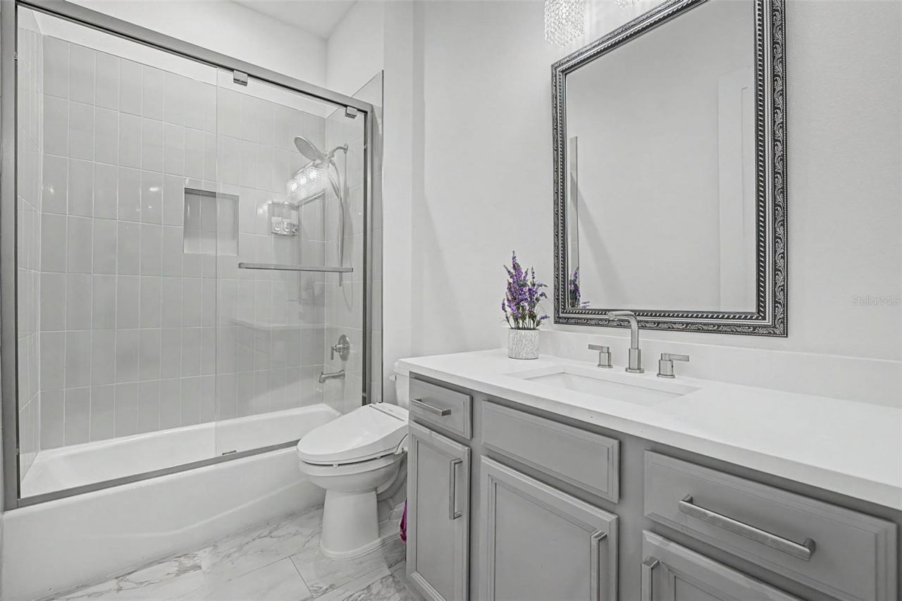 218 Hawk Talon Drive, Lithia, FL 33547 Photo