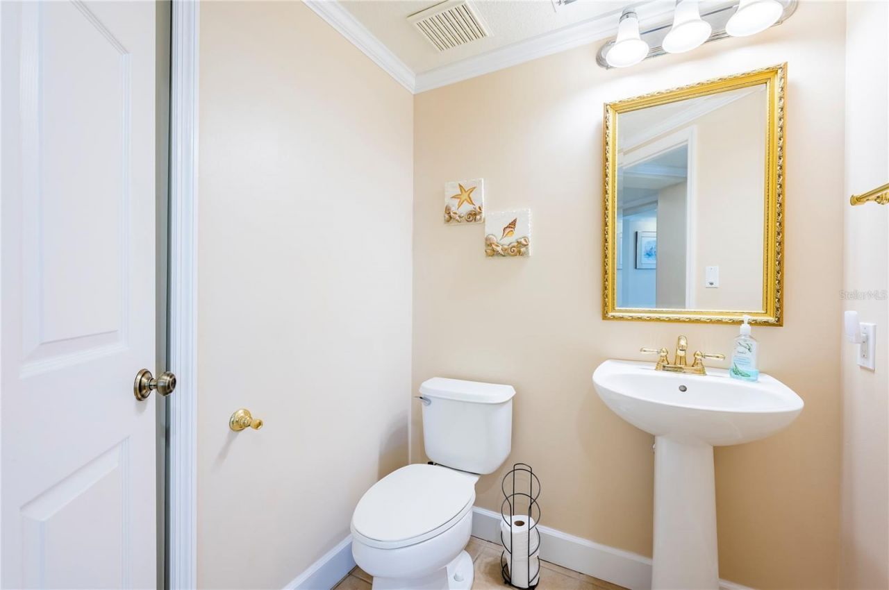 16750 Gulf Boulevard, Unit 311, North Redington Beach, FL 33708 Photo