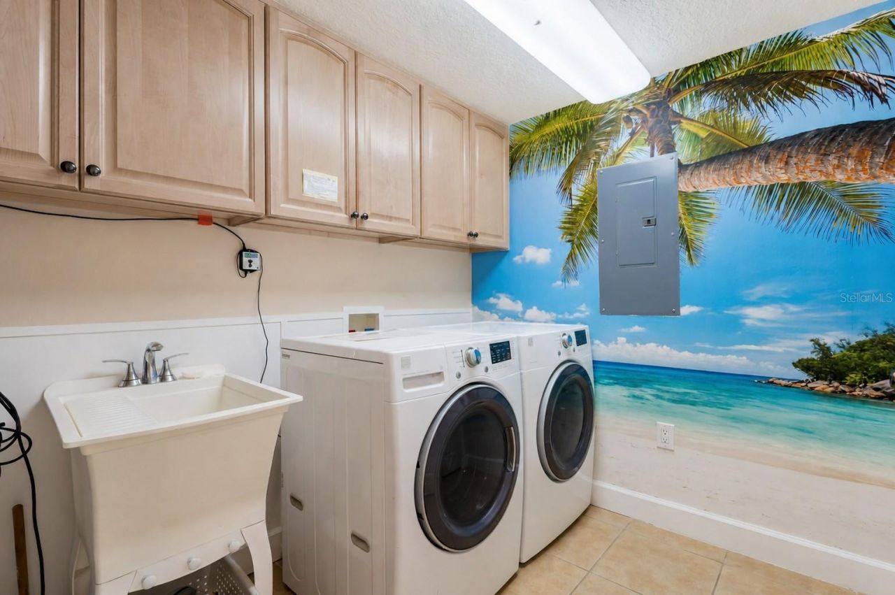 16750 Gulf Boulevard, Unit 311, North Redington Beach, FL 33708 Photo