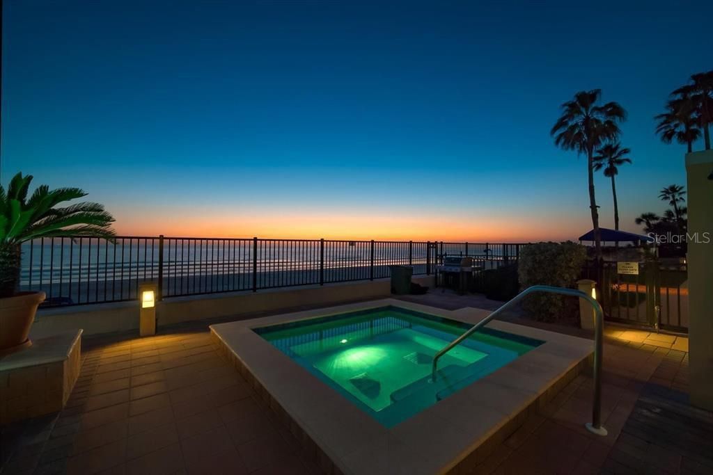 16750 Gulf Boulevard, Unit 311, North Redington Beach, FL 33708 Photo