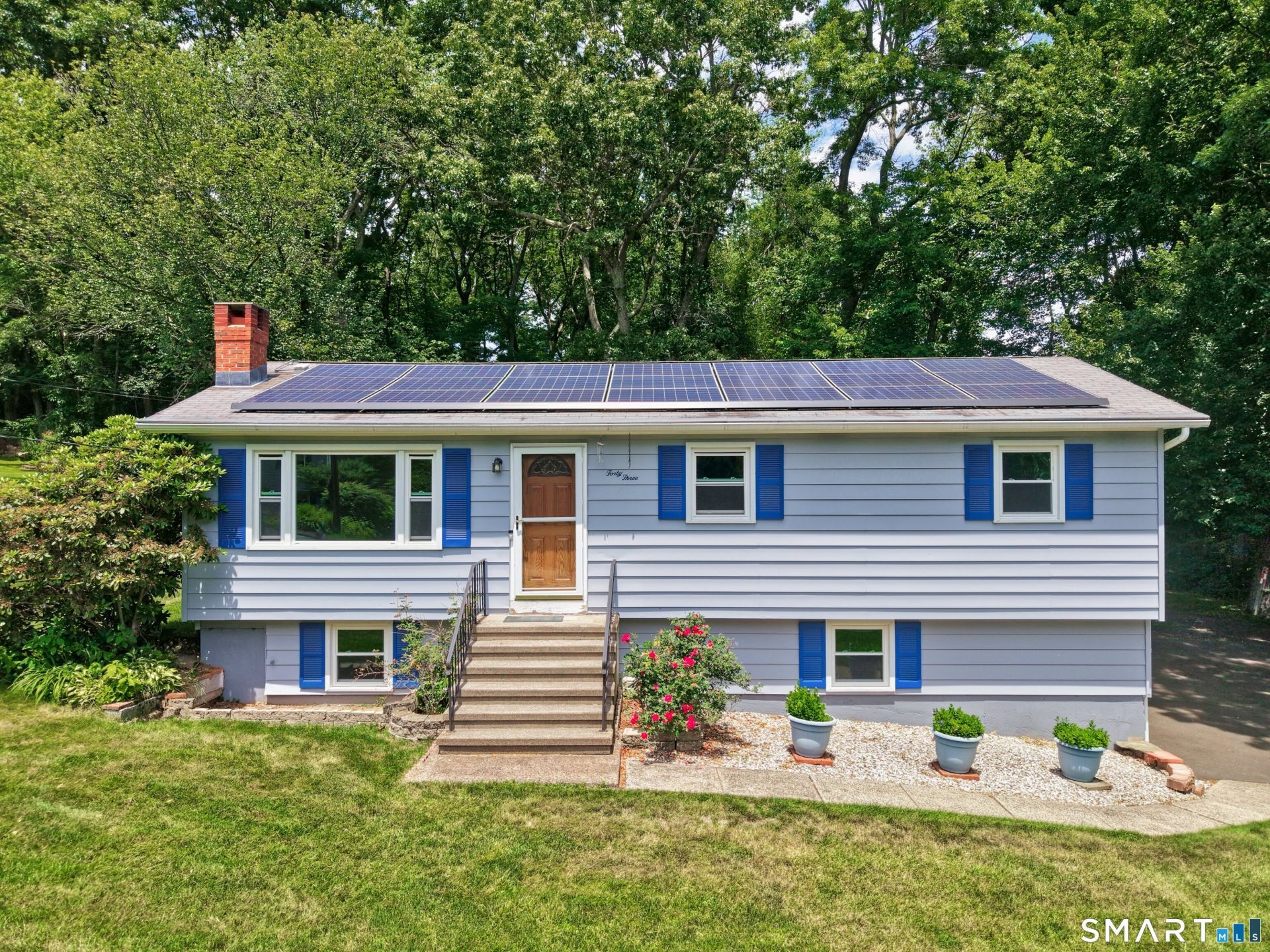 43 Rocco, Wolcott, CT 06716 Main Photo