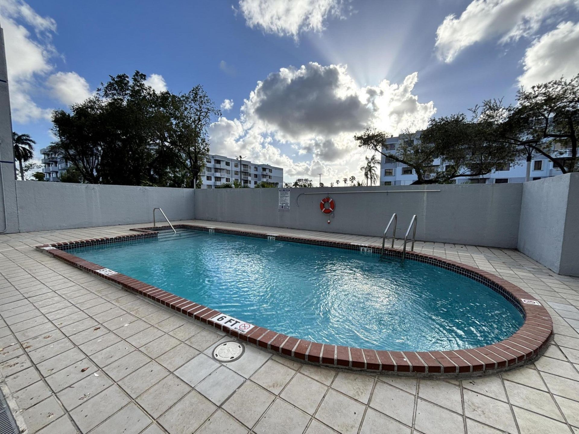 8201 NW 8th Street, Unit 1-509, Miami, FL 33126 Photo