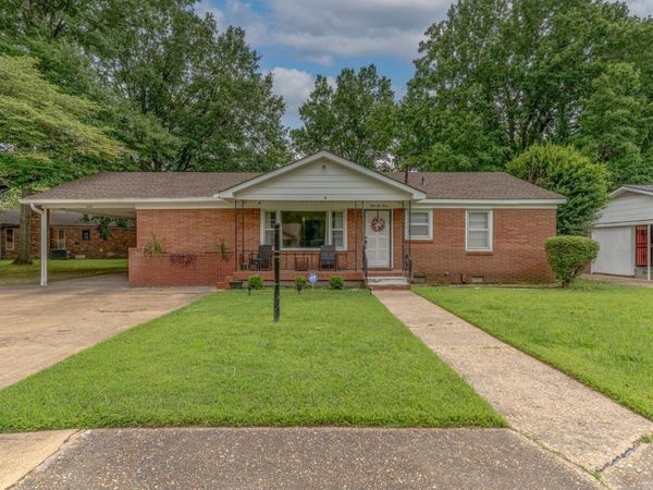 423 Laughrun Drive, Forrest City, AR 72335
