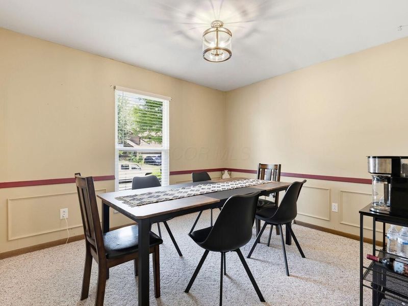 945 Matterhorn Drive, Reynoldsburg, OH 43068 Photo 12