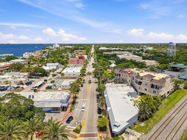 50 SE Ocean Boulevard, Unit 302, Stuart, FL 34994