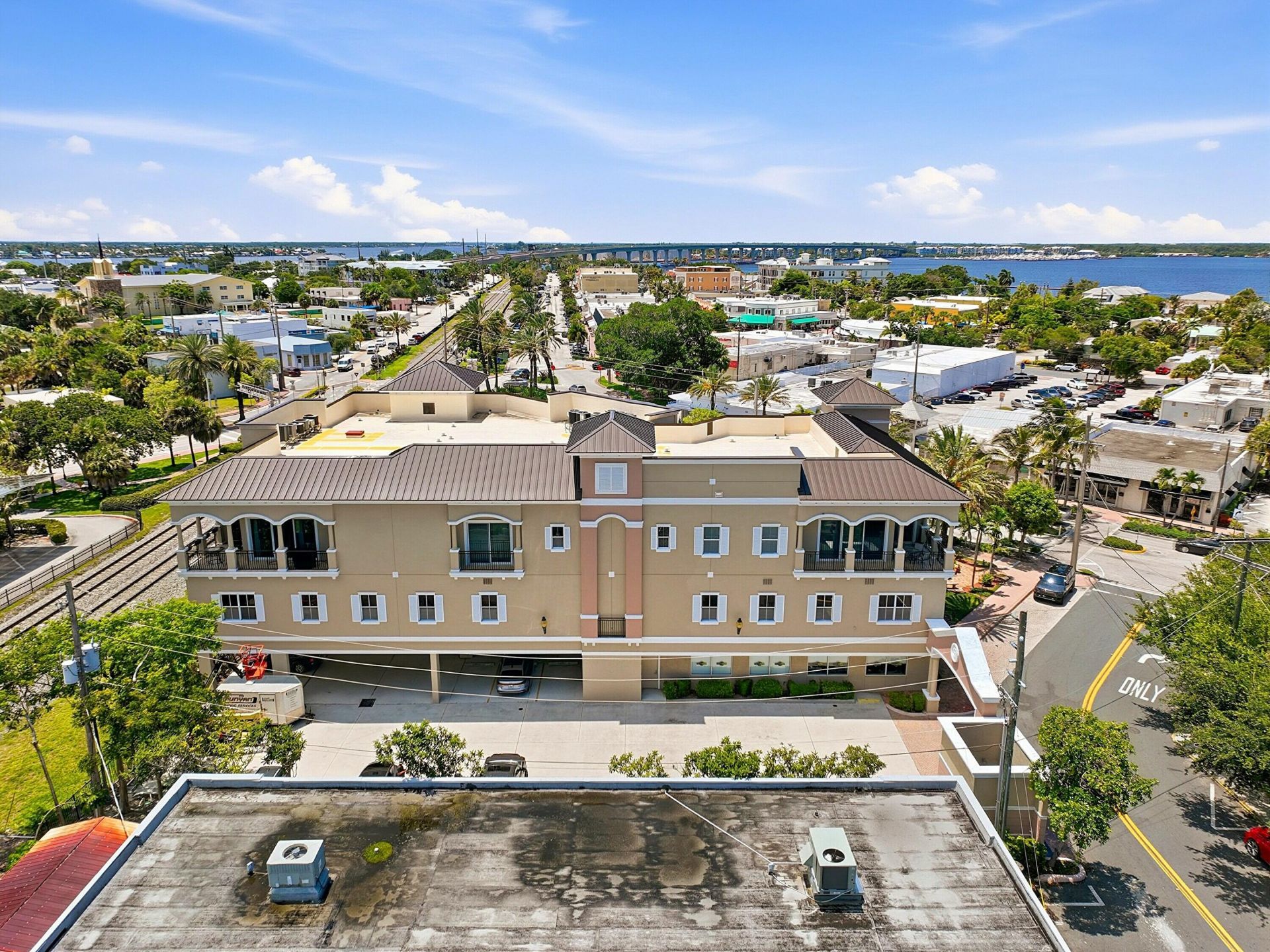 50 SE Ocean Boulevard, Unit 302, Stuart, FL 34994 Photo