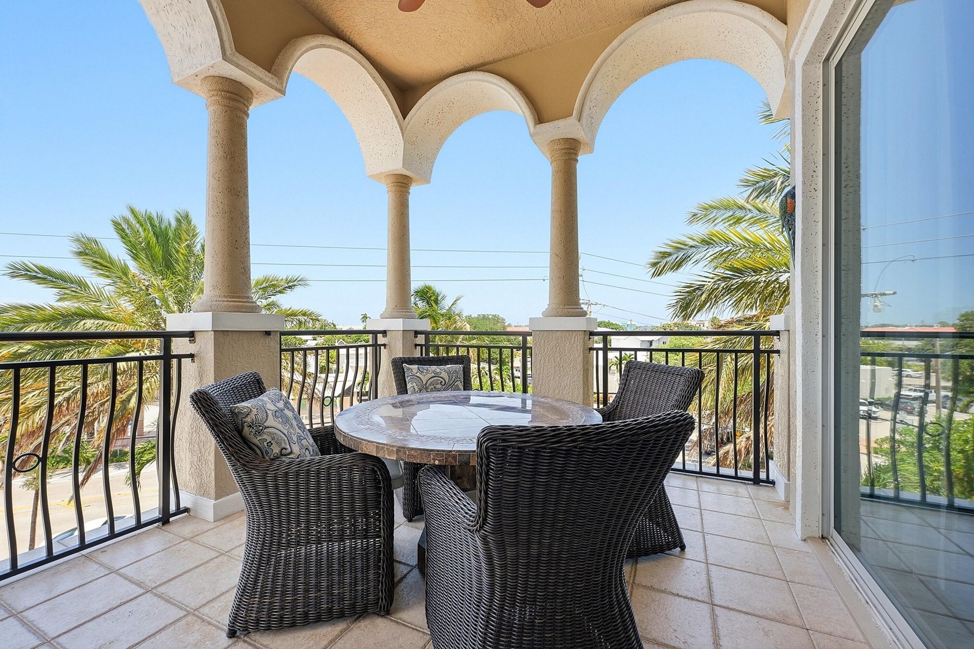 50 SE Ocean Boulevard, Unit 302, Stuart, FL 34994 Photo