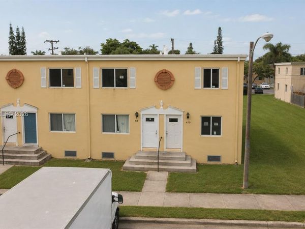 420 NW 84th Ter , Unit 420, Miami, FL 33150