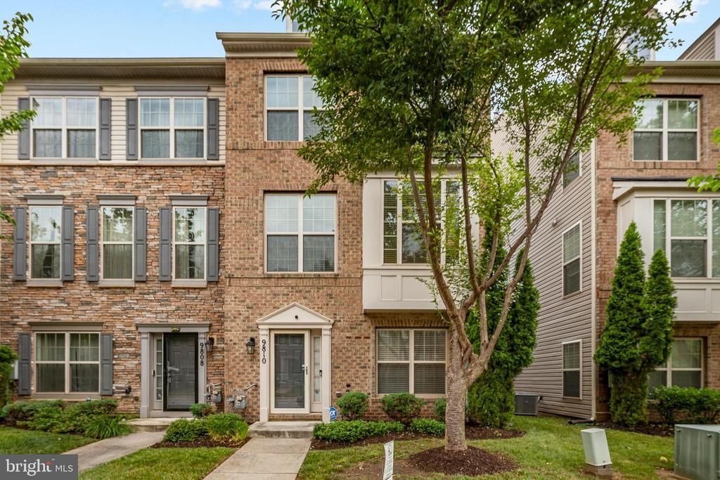 9810 SMITHVIEW PLACE , LANHAM, MD 20706