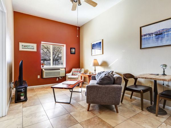 351 Washington Street SE, Unit 102, Albuquerque, NM 87108