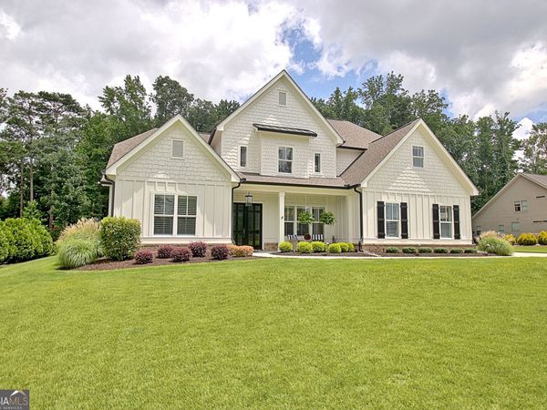 210 Brayden Drive, Tyrone, GA 30290