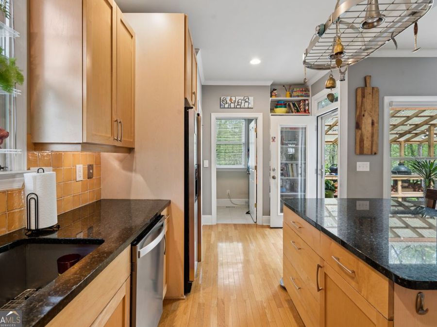 Property Image 19