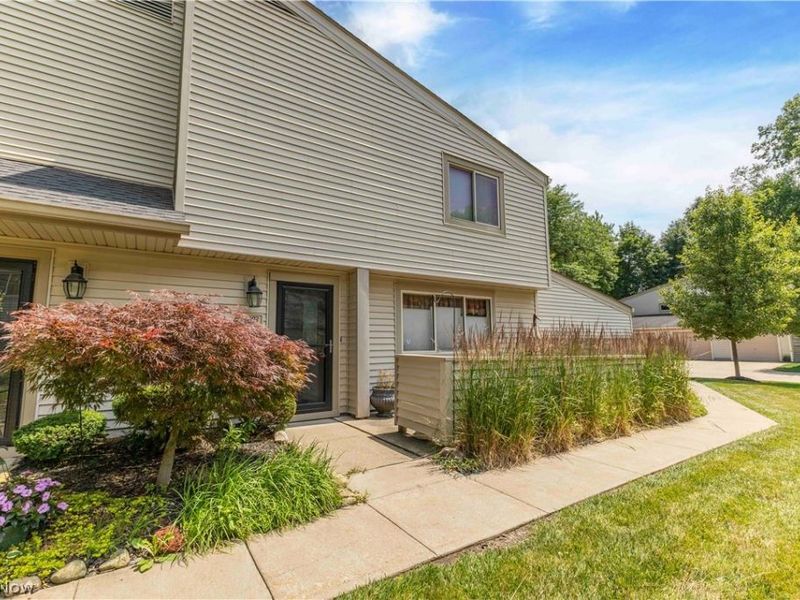 3093 Bay Landing Drive, Westlake, OH 44145 Photo 3