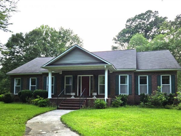 1104 Beverly Street NE, Hartselle, AL 35640